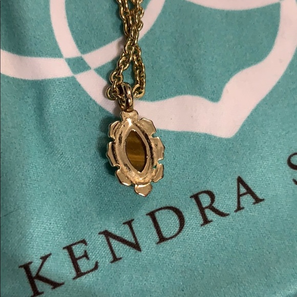 Rare Kendra Scott | Gold Necklace - Picture 4 of 5
